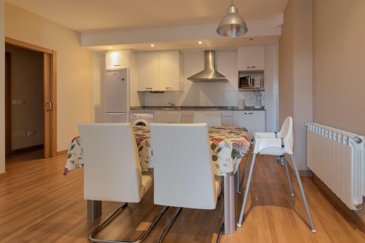 Ferienwohnung Mirando Llanes A B C Exterior foto