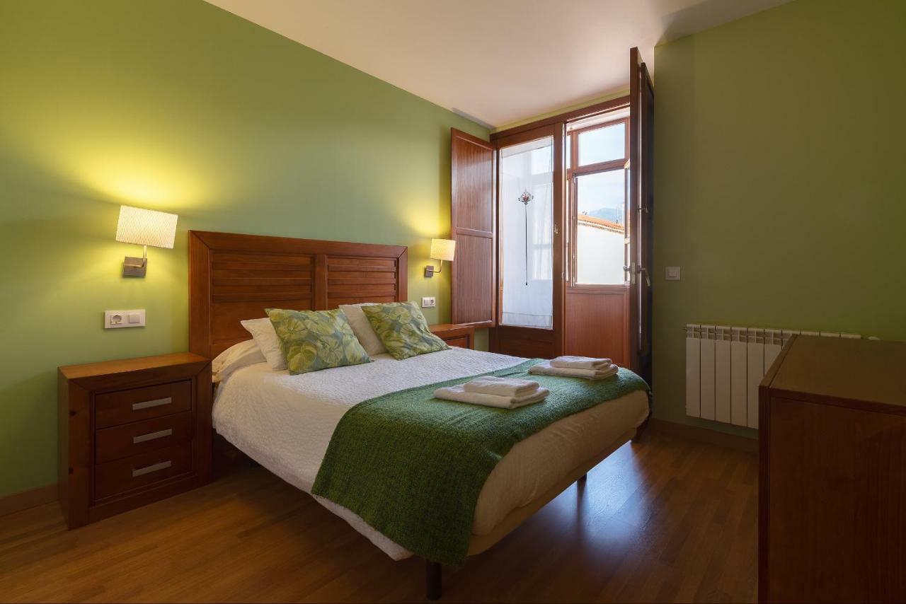 Ferienwohnung Mirando Llanes A B C Exterior foto